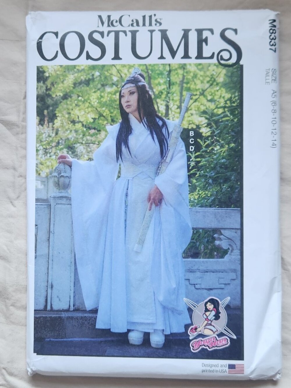 McCall's Costumes Sewing Pattern M8337 Sizes 6-8-10-12-14